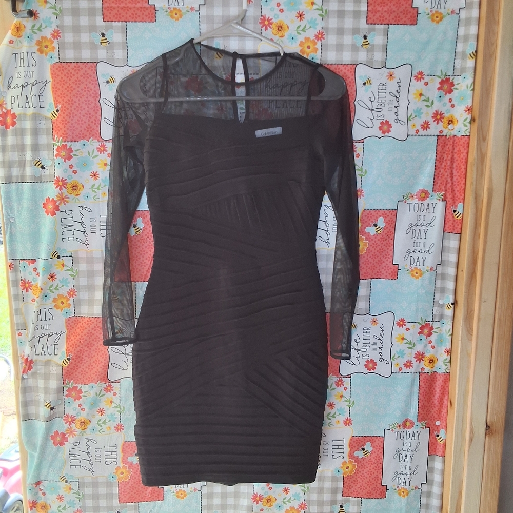 NWT CALVIN KLEIN LACE LONG SLEEVE